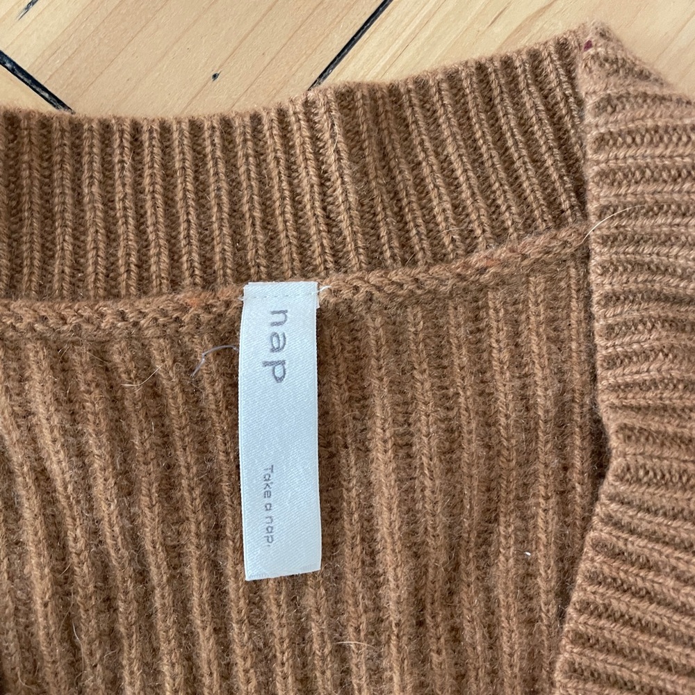 Nap lounge wear Plush 100% Cashmere Rib-Knit Cardigan . Color brown. Size M . - Picture 8 of 12